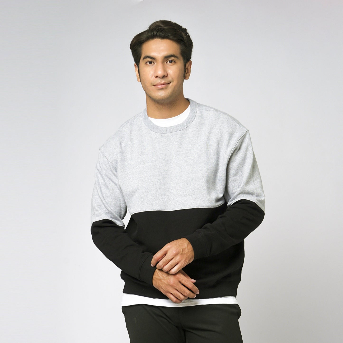 TWIST CREWNECK BLACK-MISTY