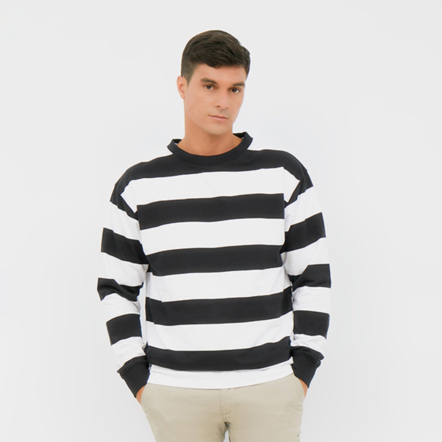 CREWNECK STRIPE HITAM PUTIH